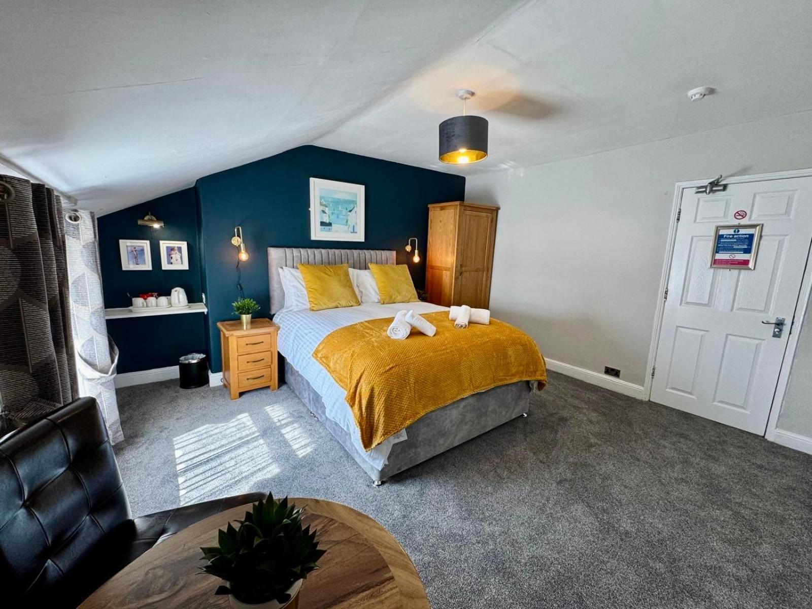The Rockside Bed & Breakfast สการ์โบโรห์ ภายนอก รูปภาพ