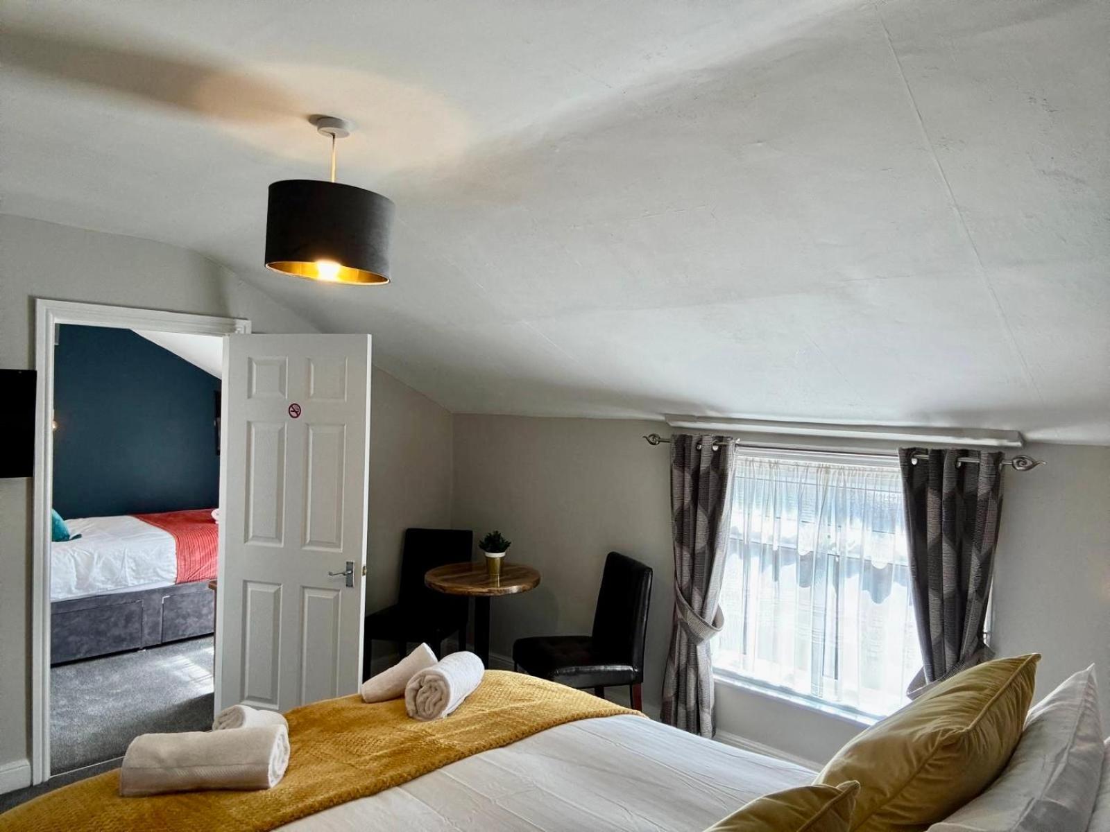 The Rockside Bed & Breakfast สการ์โบโรห์ ภายนอก รูปภาพ