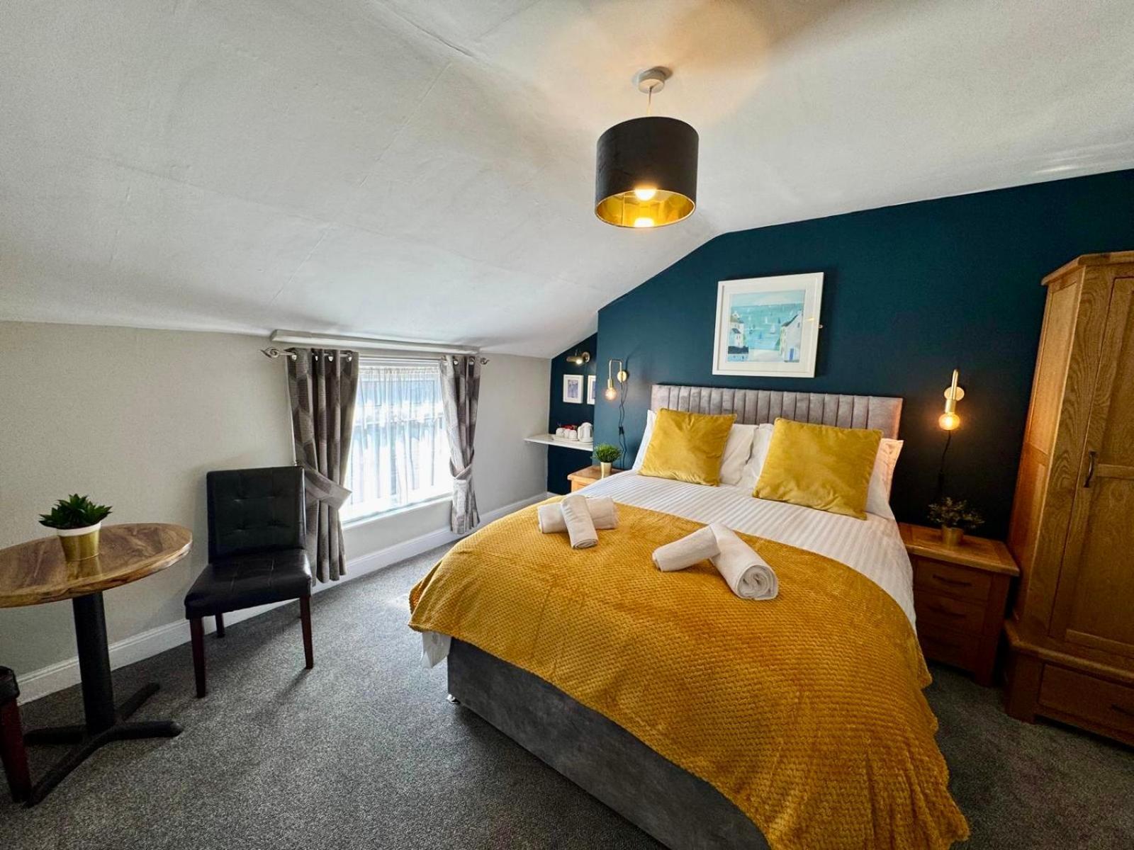 The Rockside Bed & Breakfast สการ์โบโรห์ ภายนอก รูปภาพ