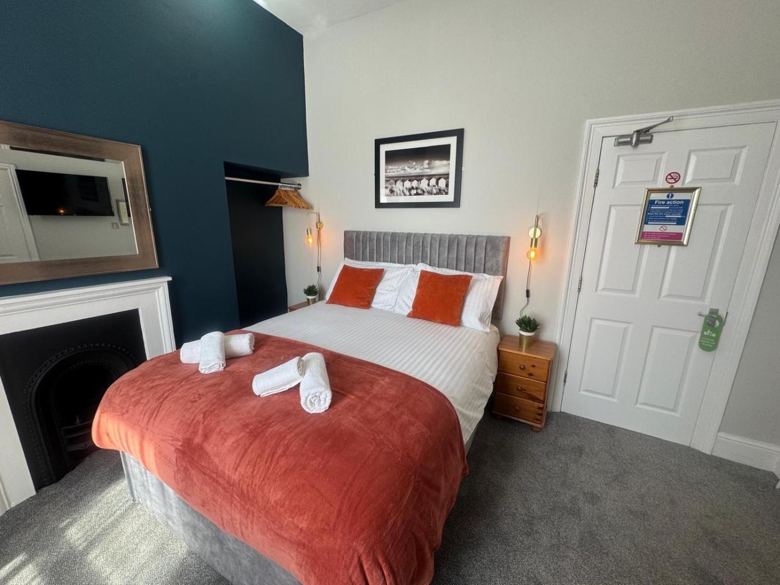 The Rockside Bed & Breakfast สการ์โบโรห์ ภายนอก รูปภาพ