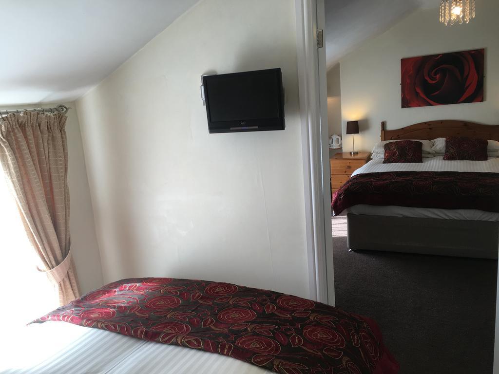 The Rockside Bed & Breakfast สการ์โบโรห์ ภายนอก รูปภาพ